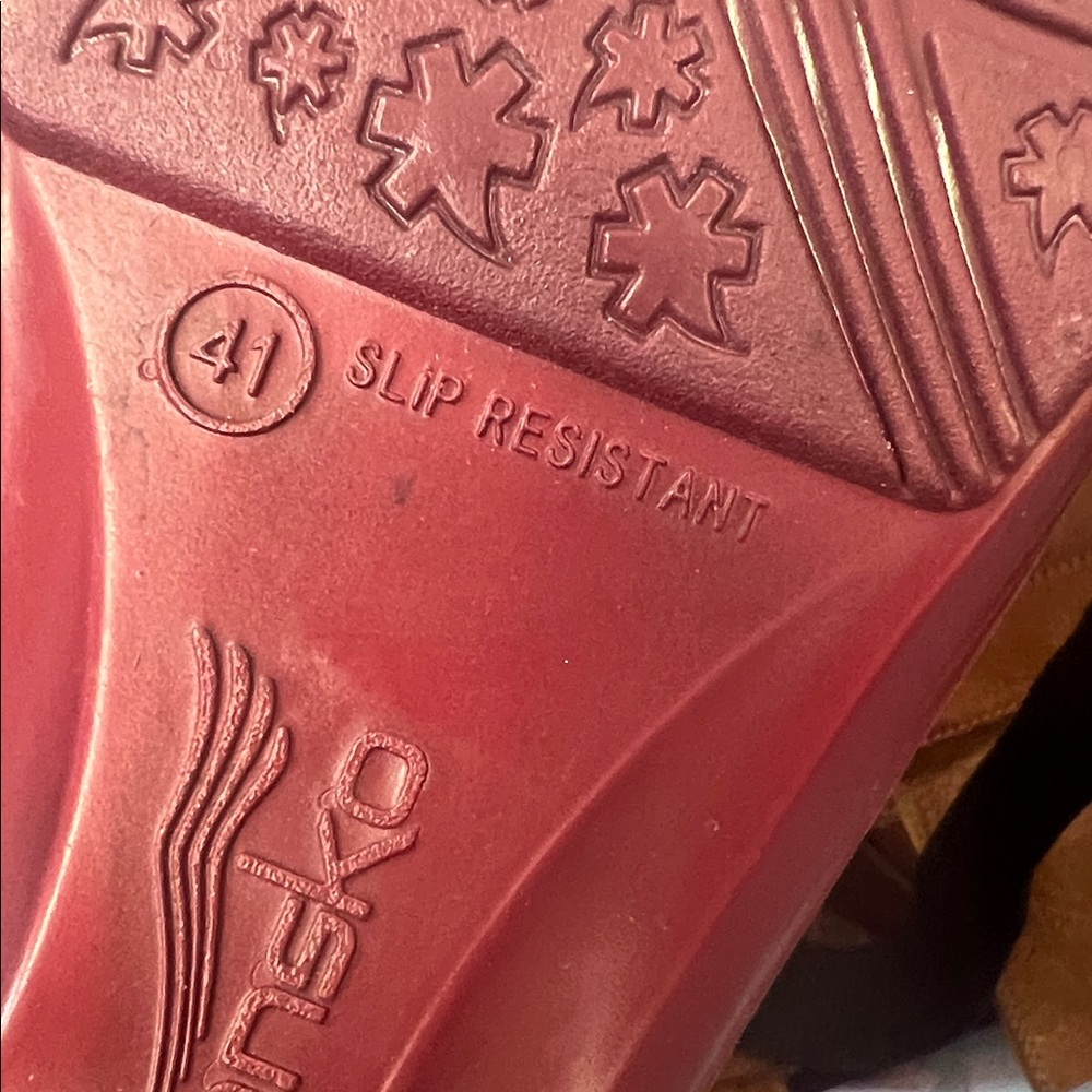 Dansko Pixie Rubber Embossed Clogs In Red Size 41 - image 7